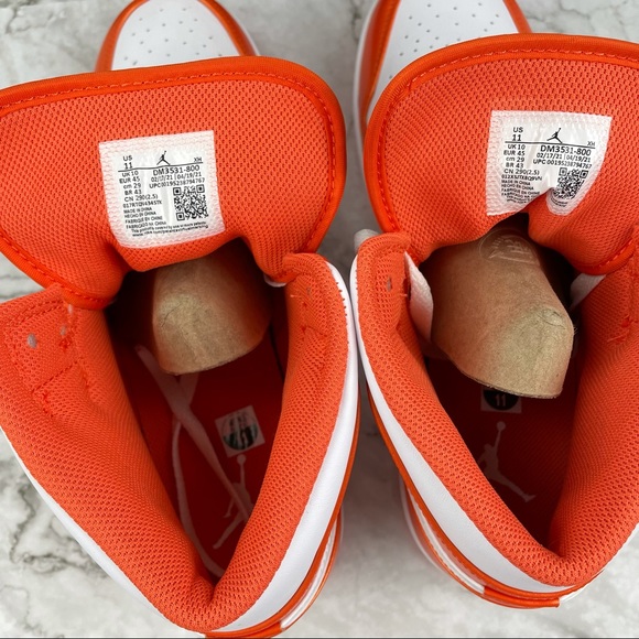 Nike Air Jordan 1 Mid SE Shoes Electro Orange 11 - Picture 7 of 12